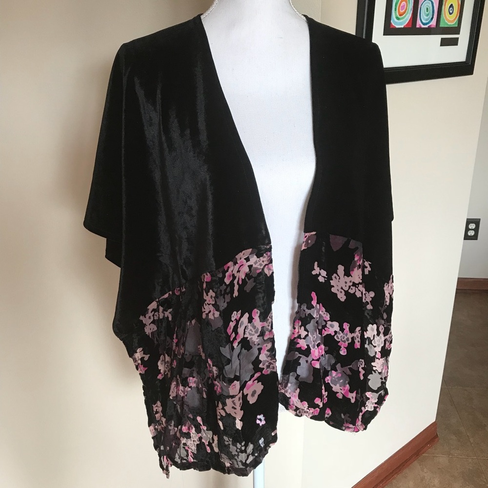 Super stylish cover up!!